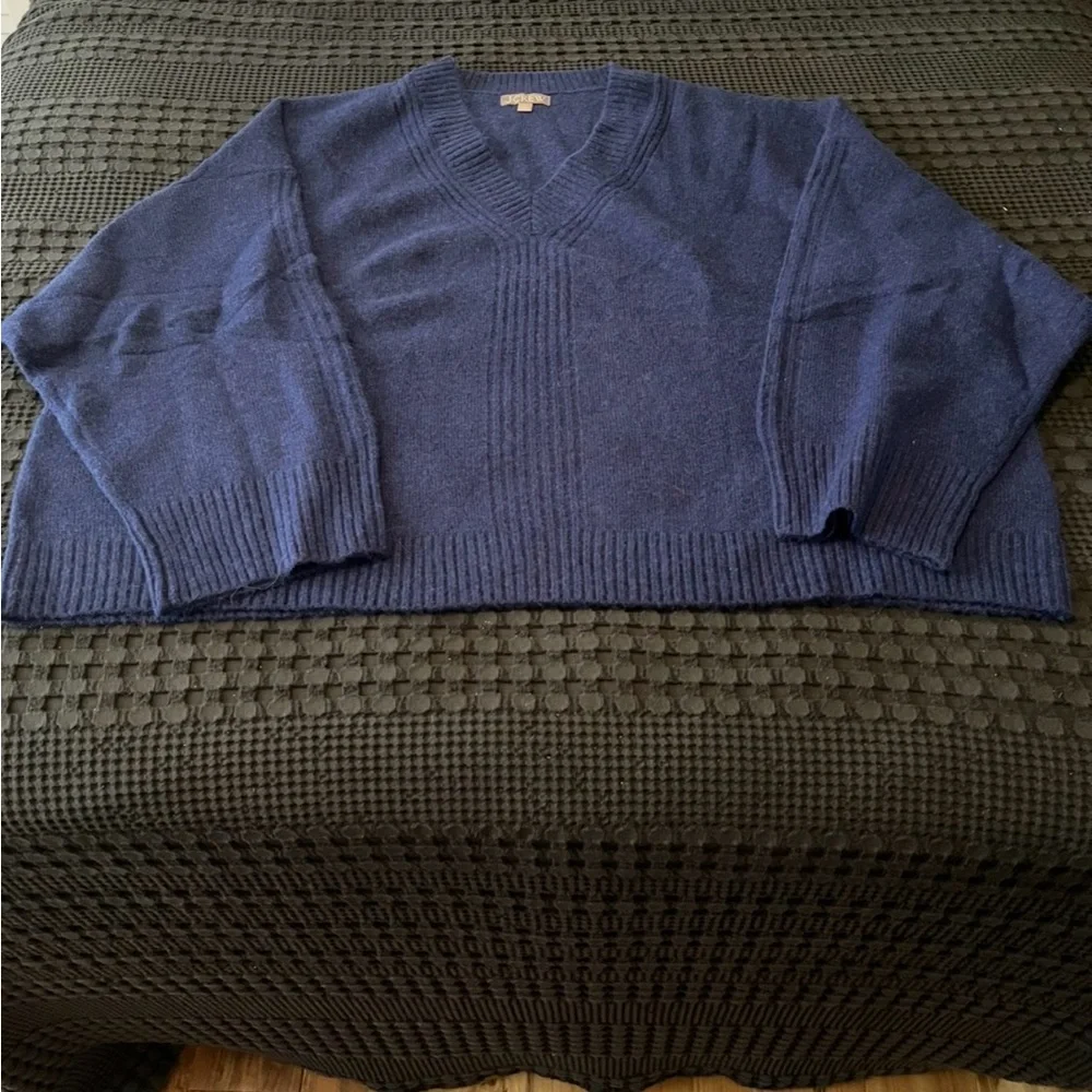 NWOT..J. Crew Deep Blue Crewneck Knit Sweater with Merino Wool & Alpaca. - Picture 1 of 4